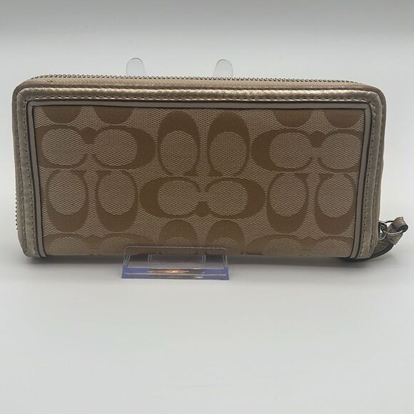 COACH TAN AND METALLIC HEART CHARM MONOGRAM ZIPPY WALLET - Picture 5 of 11